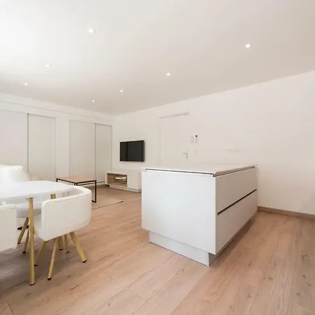 Le Palais De La Mer Apartment